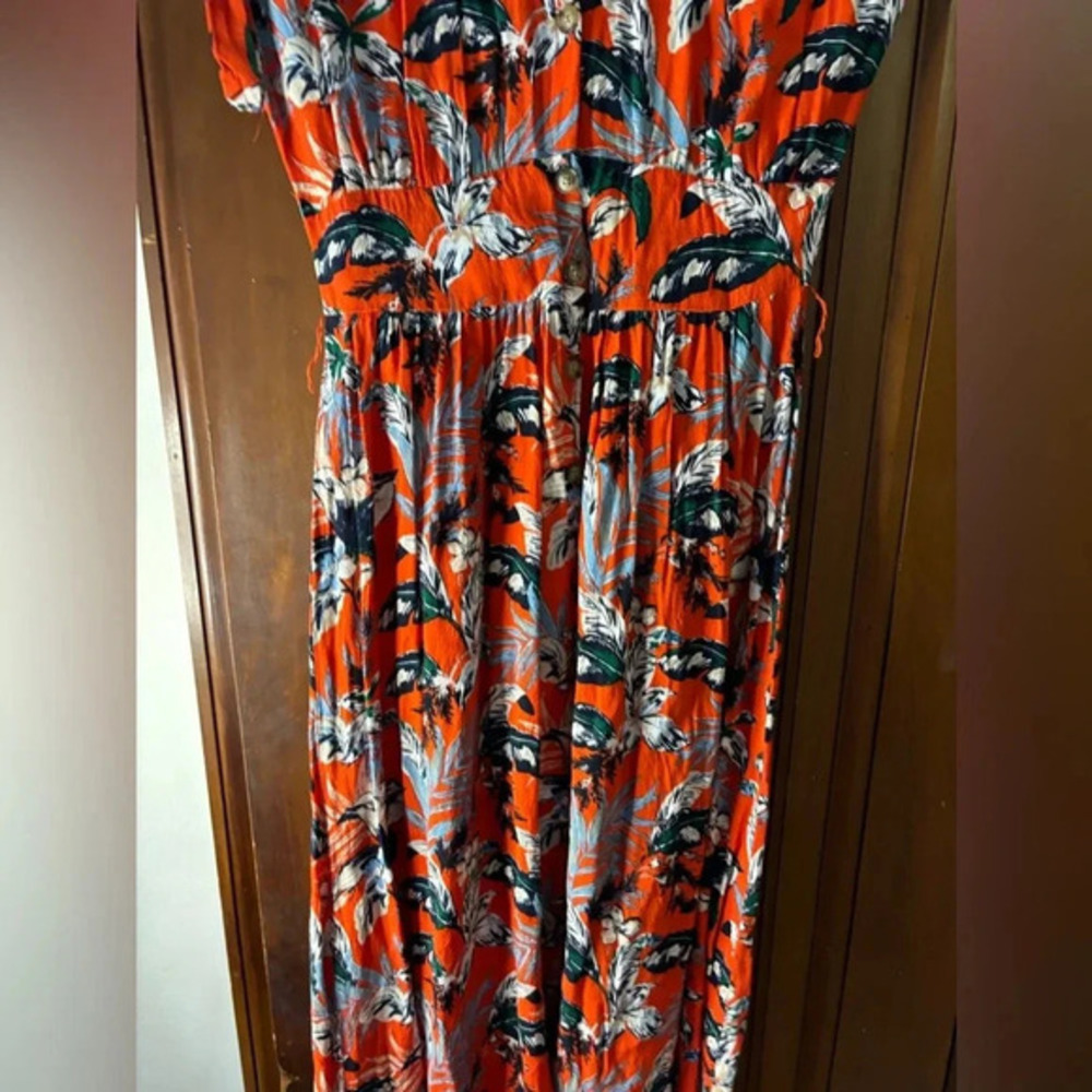 LOFT Midi Dress Red Floral Tropical Fit Flare 2p missing belt but still cute
